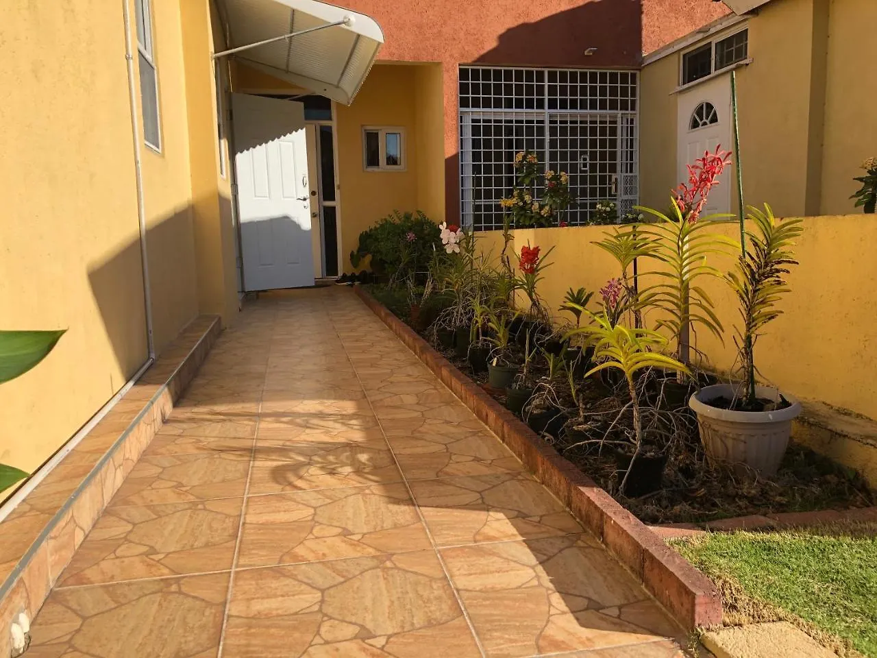 Appartamento Brittany Manor Retreat Kingston Giamaica
